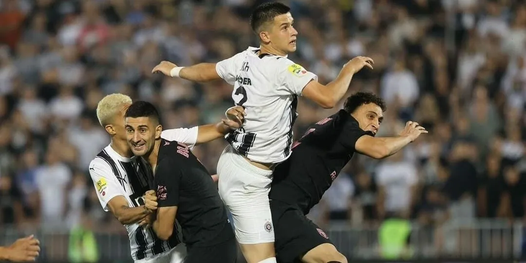 Ufficiale Bologna: c'è la firma del difensore
