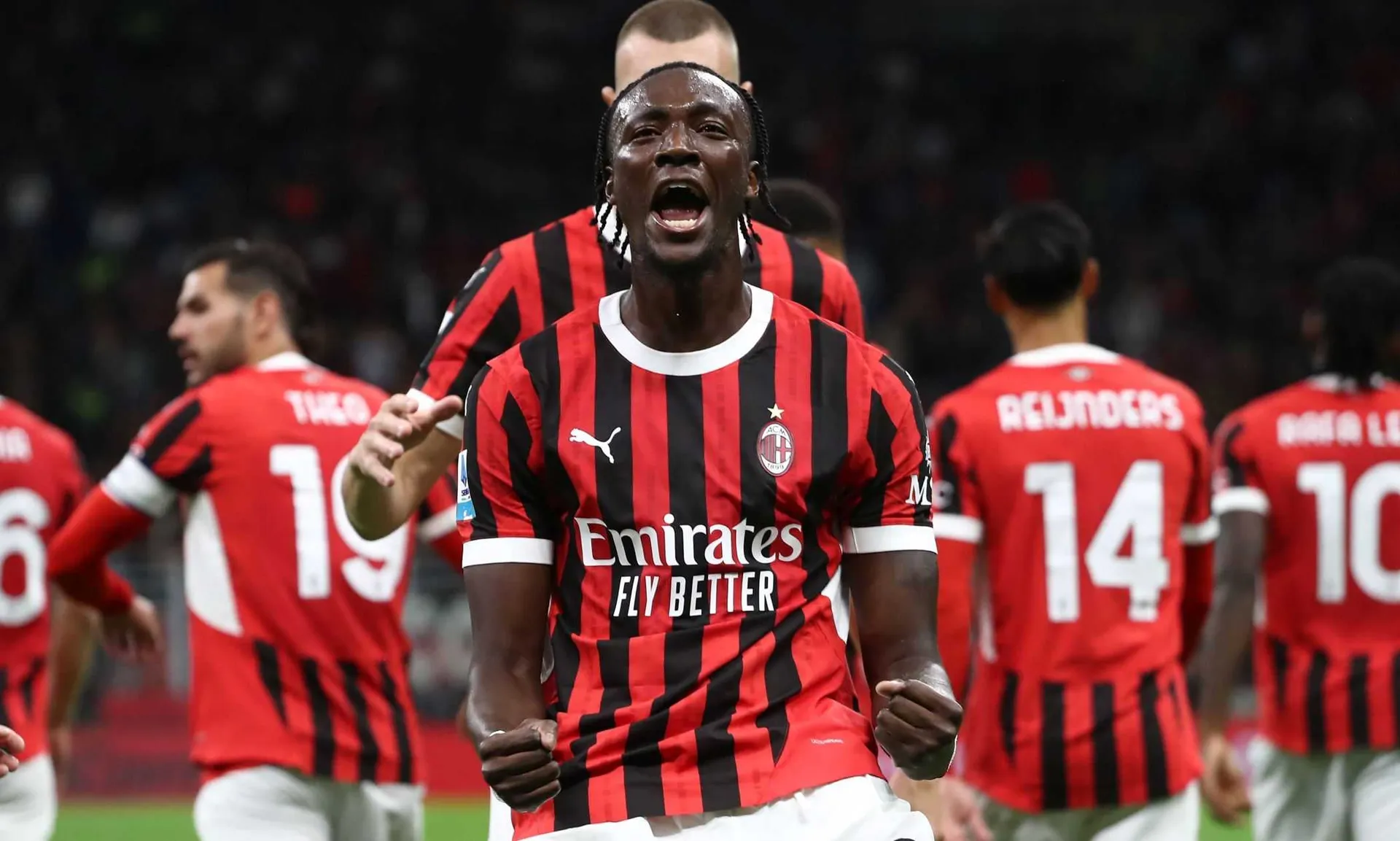 Milan, Abraham è già un leader: l'amicizia con Leao
