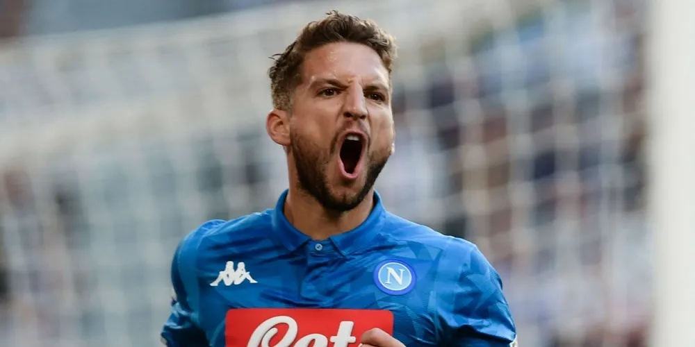 Napoli: mal di pancia Mertens