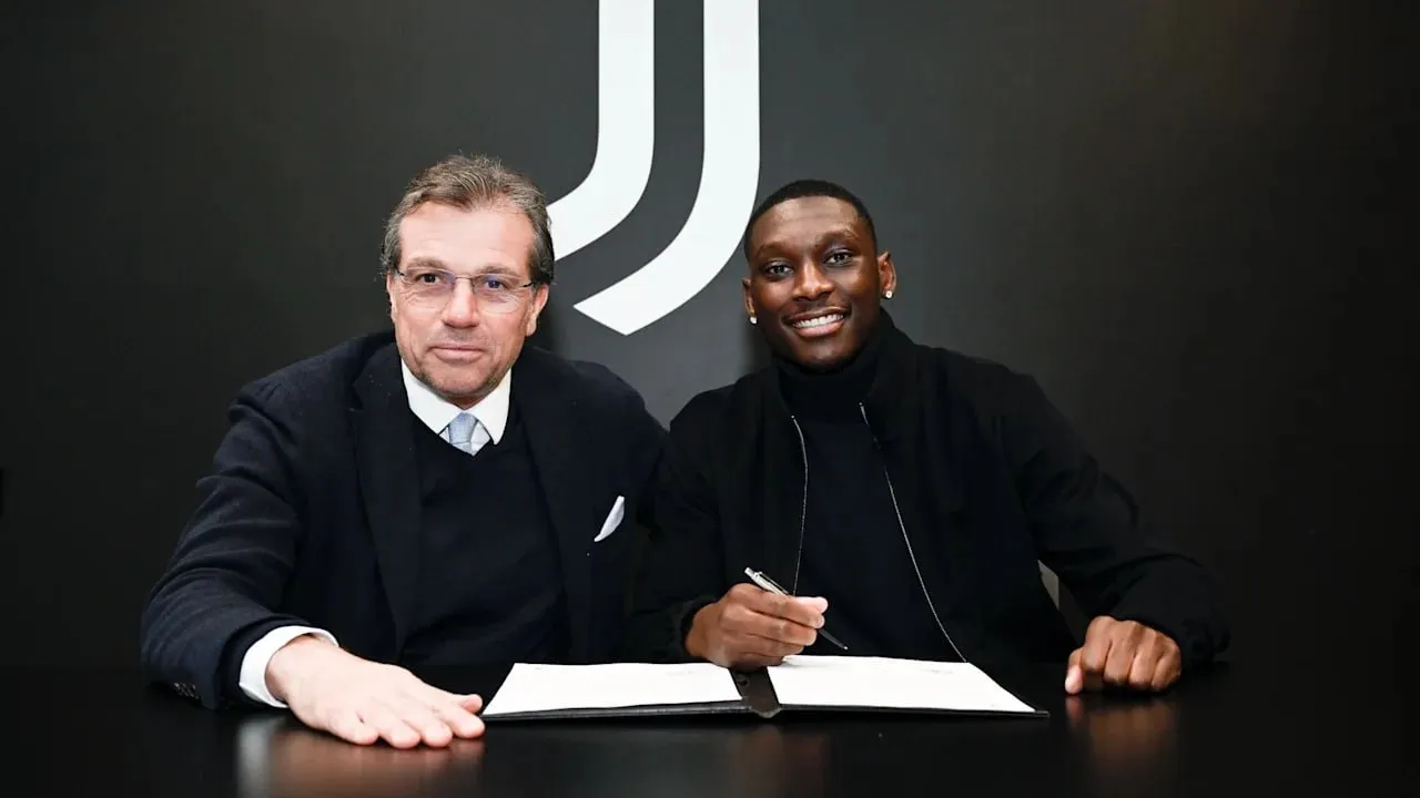 Napoli-Juventus: si va verso l'esordio da titolare di Kolo Muani