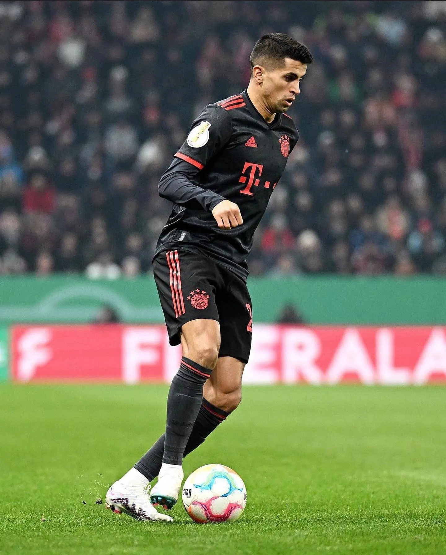 Cancelo al Bayern è già scontento, ora che succede?