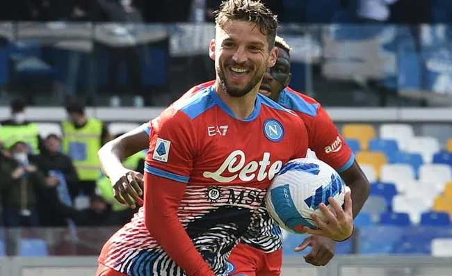 Napoli, il punto sul rinnovo di Mertens