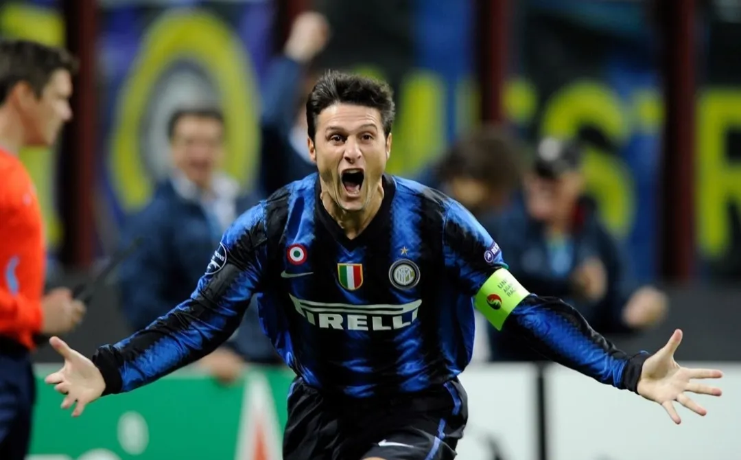 Inter, la frecciata di Zanetti: "Difficoltà? Lasciato punti importanti. Colpe? Non solo dell'allenatore.."