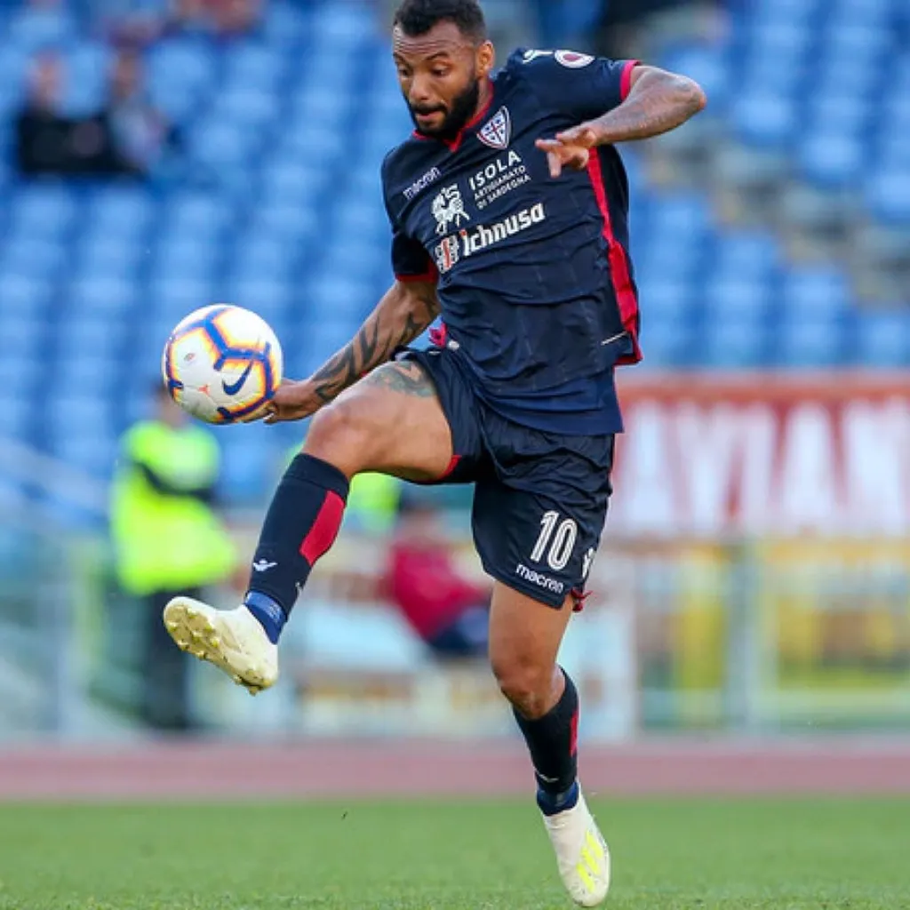 Torino e Roma si contendono Joao Pedro