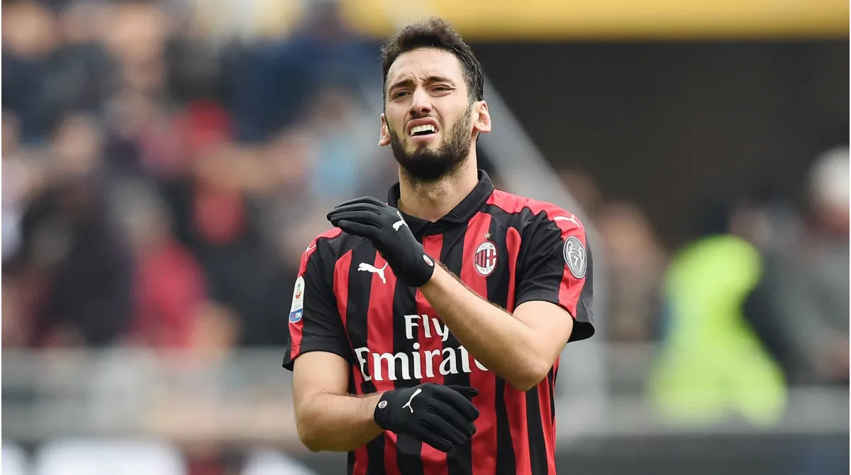Milan-Calhanoglu, game over: le strade si separano | i dettagli