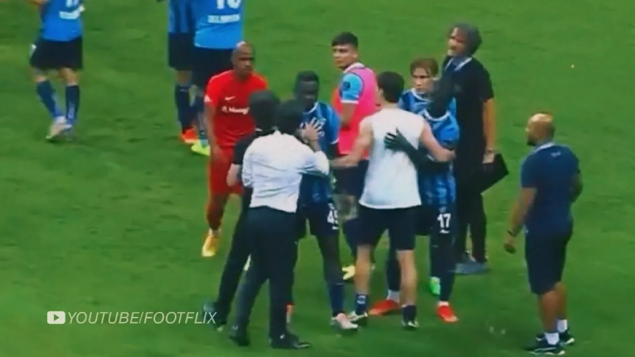 Brutta lite Balotelli Montella, il video della scena