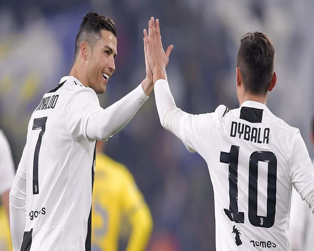 Juventus, gli avvocati di Dybala e CR7 assenti in aula