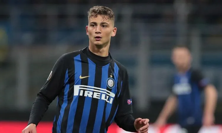 Inter, Esposito rinnova fino al 2022