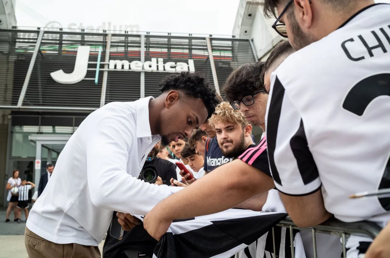 Juventus, diramato il bollettino di Cabal: si aggiunge a Bremer?