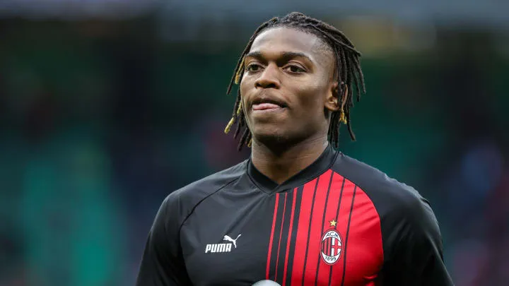 Milan, Leao vuole competere in Europa: il no all'Arabia