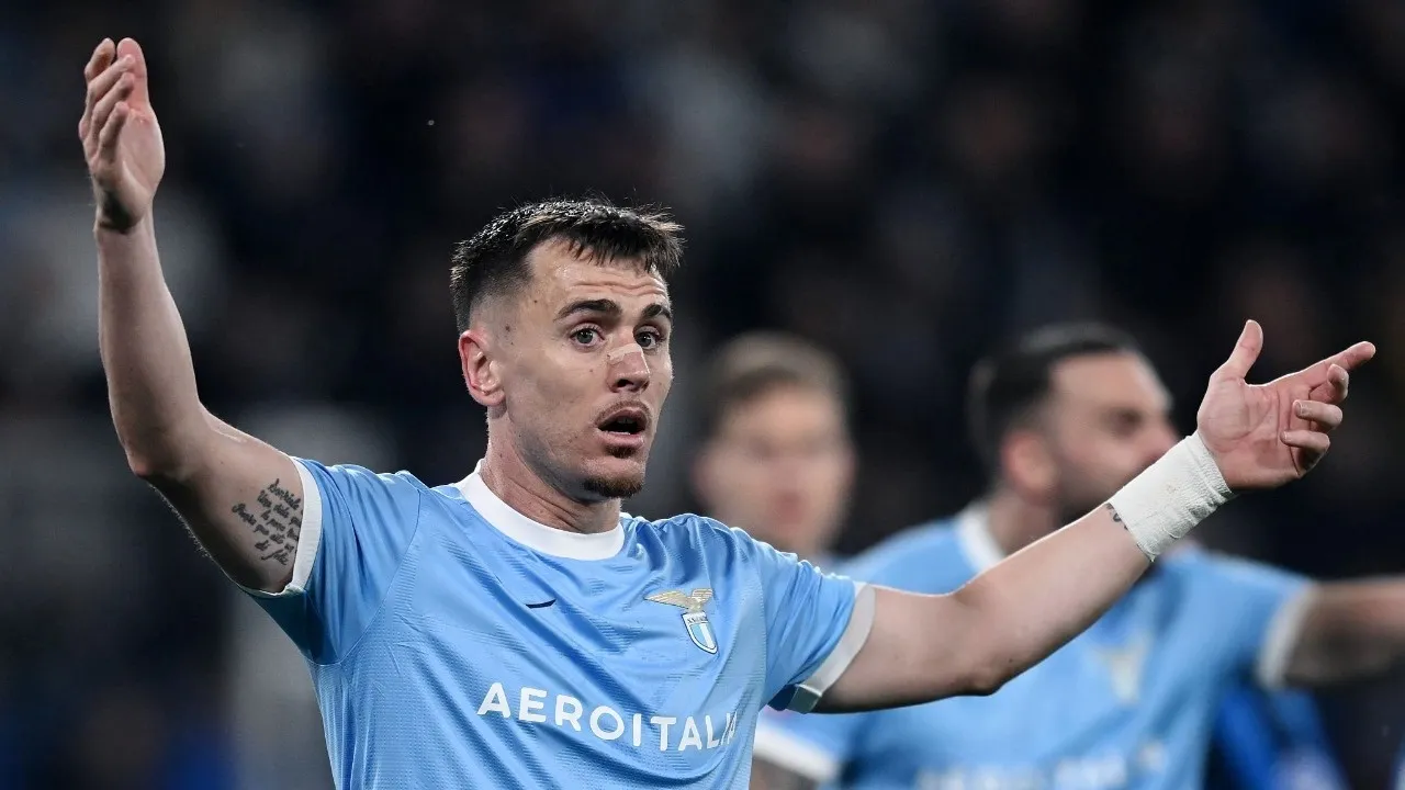 Lazio, la cessione di Patric non chiude il conto del monte ingaggi