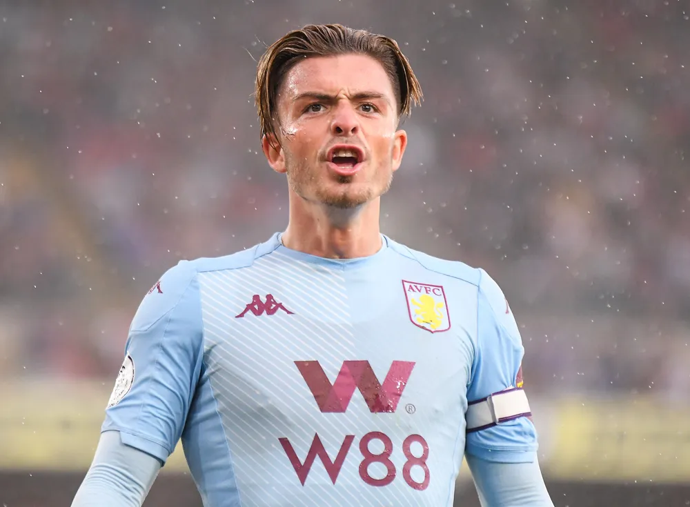 Guardiola su Grealish: "Non gioca per merito di Doku e Savinho, non per mancanza di fiducia"
