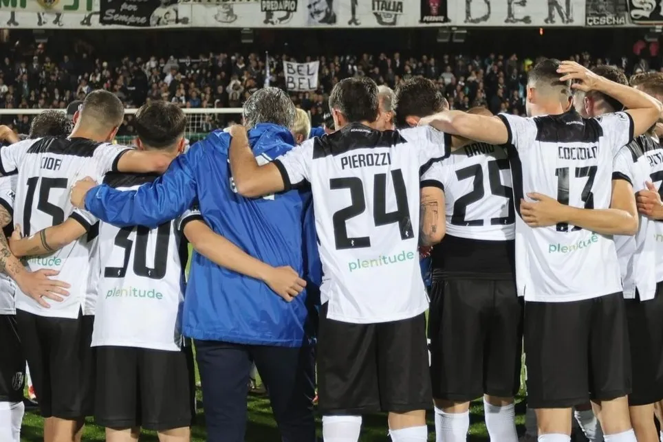 Cesena, non si sbroglia il nodo panchina: spunta un ex Palermo