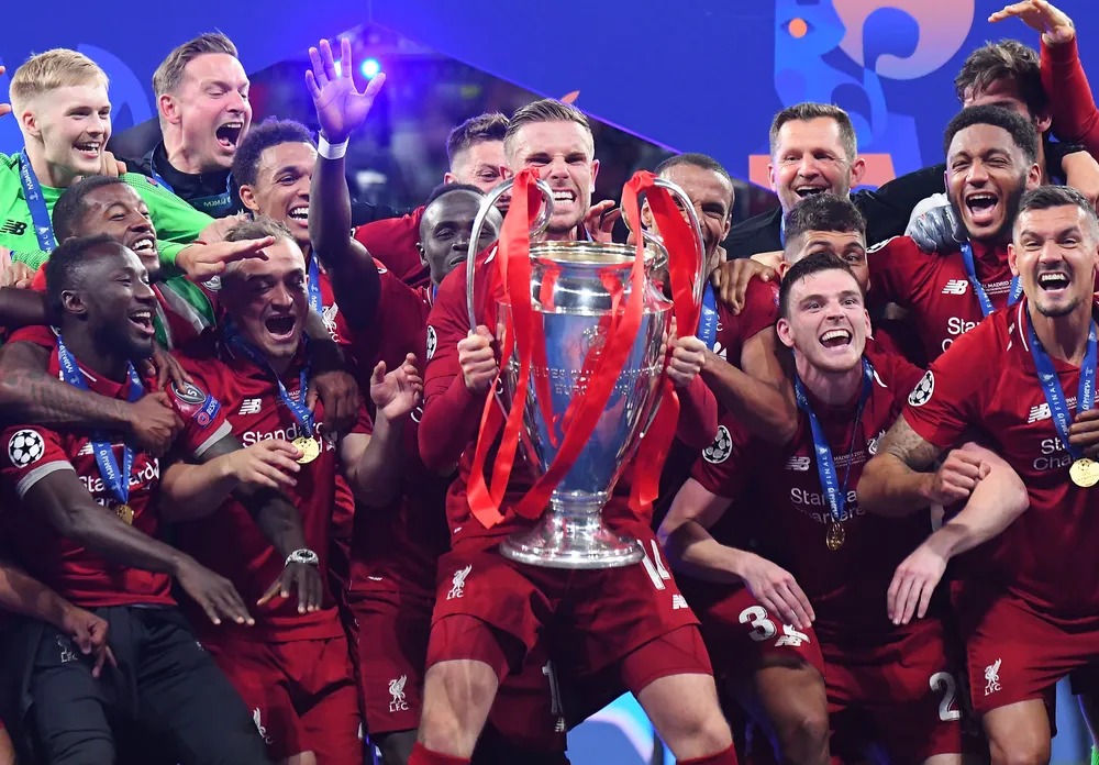Ajax, Henderson titolare nonostante le voci sul Monaco