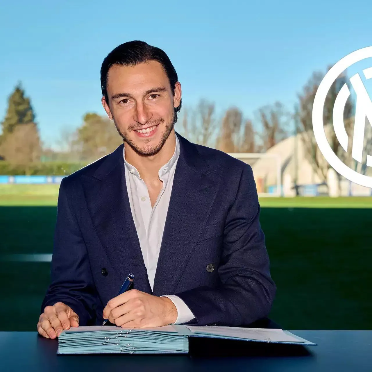 Inter: ufficiale un rinnovo per la difesa