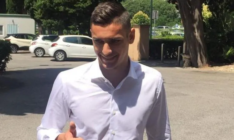 Napoli: oggi Meret fa le visite ma i tifosi sono divisi.