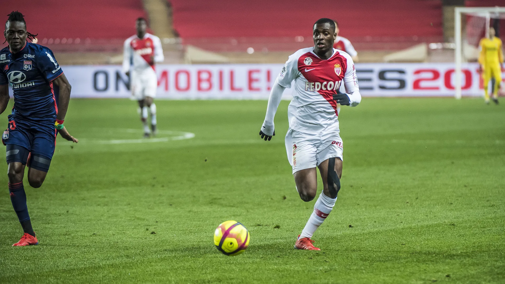 Calciomercato Milan, Maldini pronto a chiudere: Ballo-Touré ai dettagli