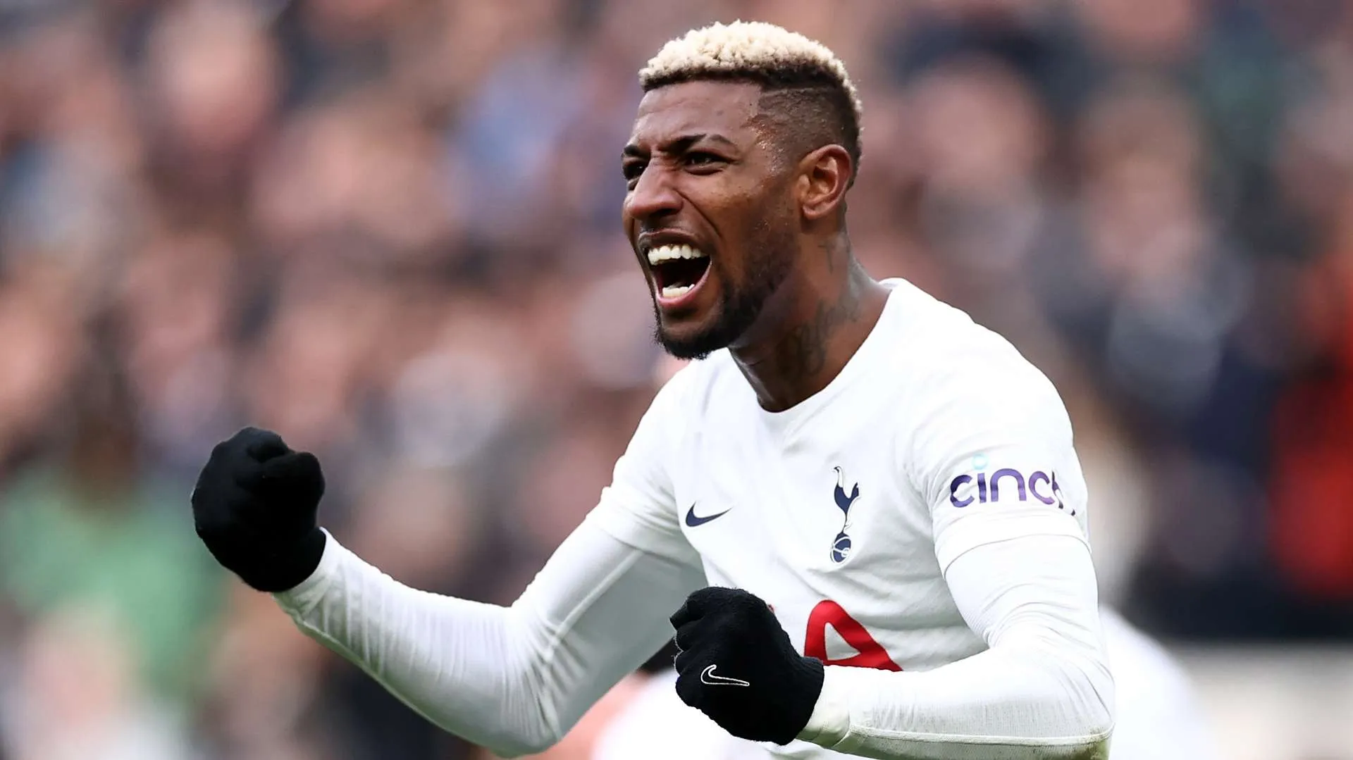 Milan, Emerson Royal sorprende tutti: che impatto a Milanello!