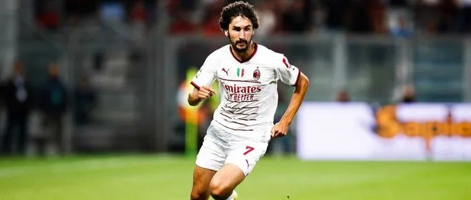 Milan, Adli scalpita dalla panchina: ma gioca sempre Krunic