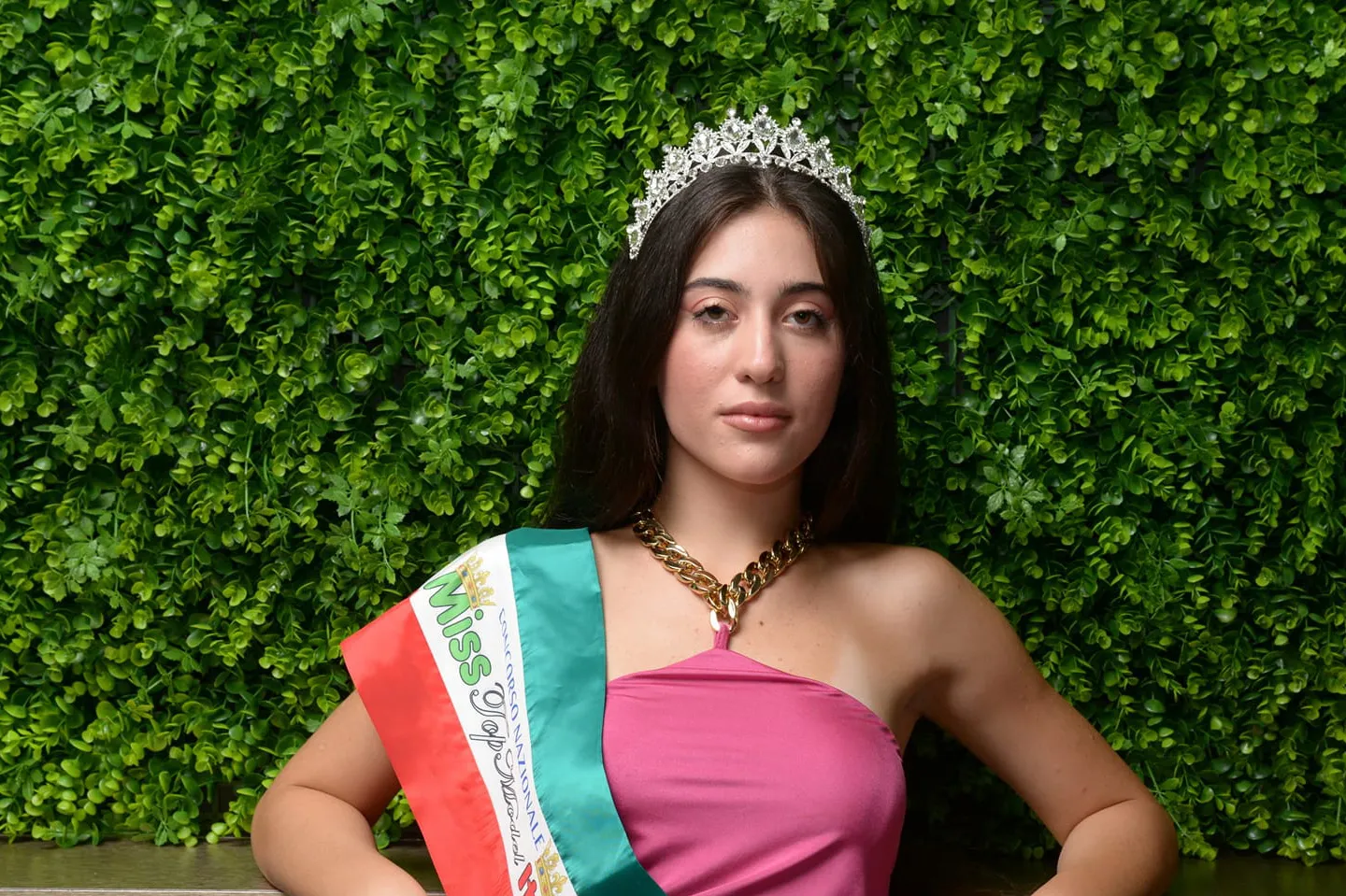 Arbitro, 20 anni, modella: "Spesso giocatori e dirigenti mi insultano"
