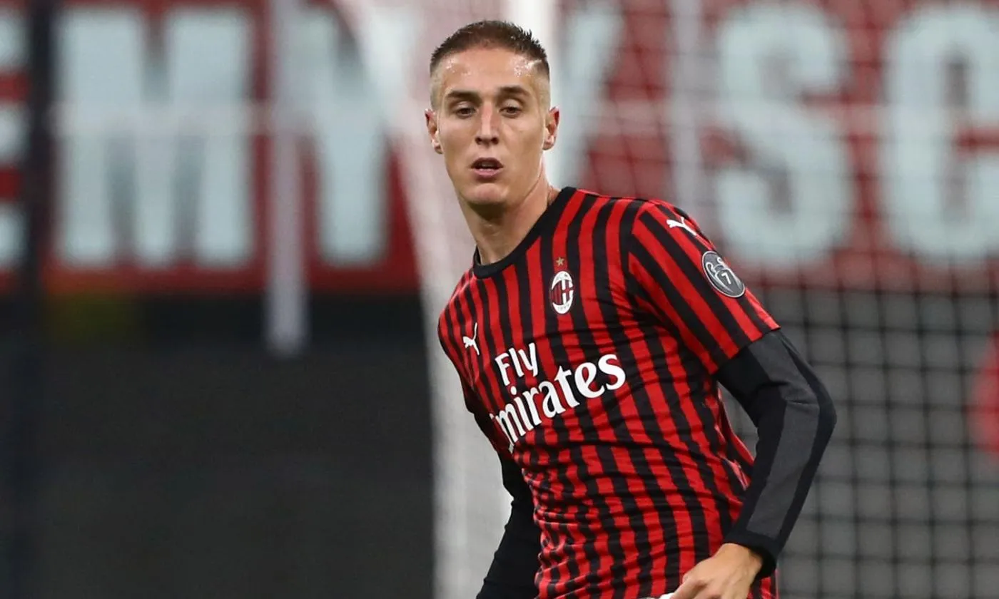Milan: Andrea Conti verso Firenze