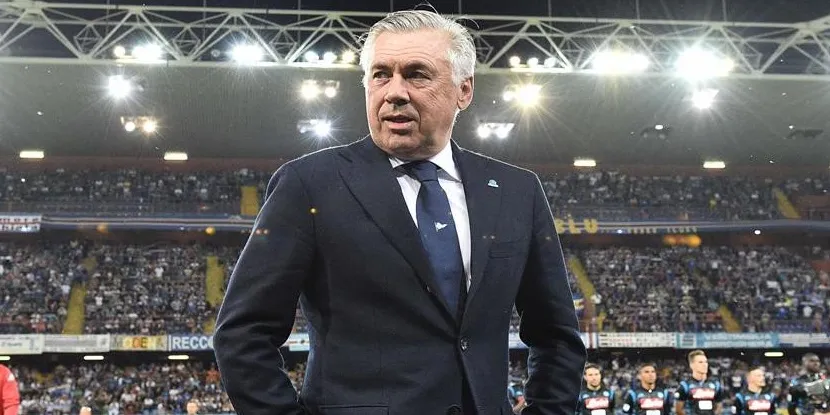 Napoli: ora funziona anche la panchina