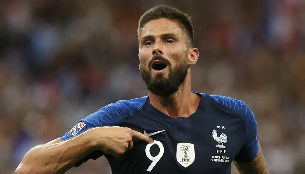 Milan, straordinari Giroud: i tifosi preoccupati