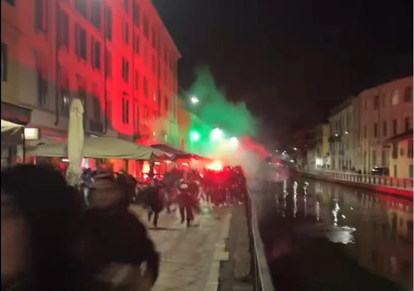 Milan-Paris Saint Germain, scontri sui Navigli: accoltellato un tifoso francese
