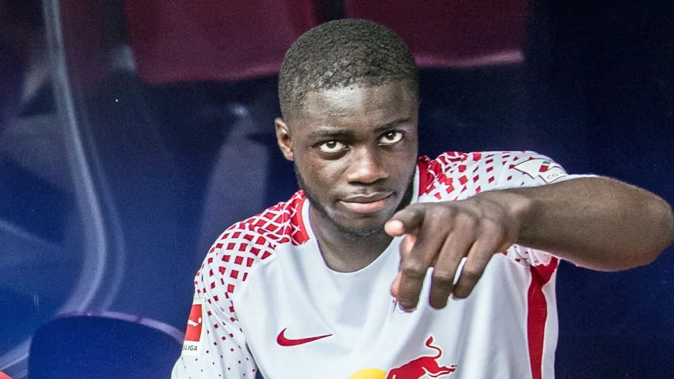 Milan, possibile scambio per Upamecano