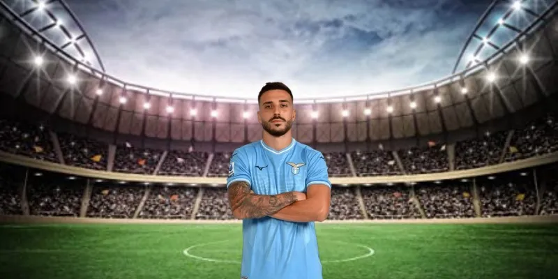 Lazio, ag. Gila: "Vuole giocare, sarà il migliore centrale d'Europa"