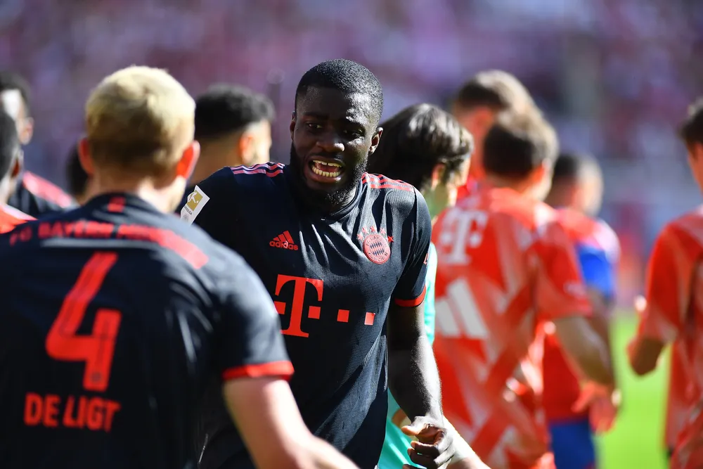 Bayern Monaco, esordio da urlo: con Auckland non c'è storia