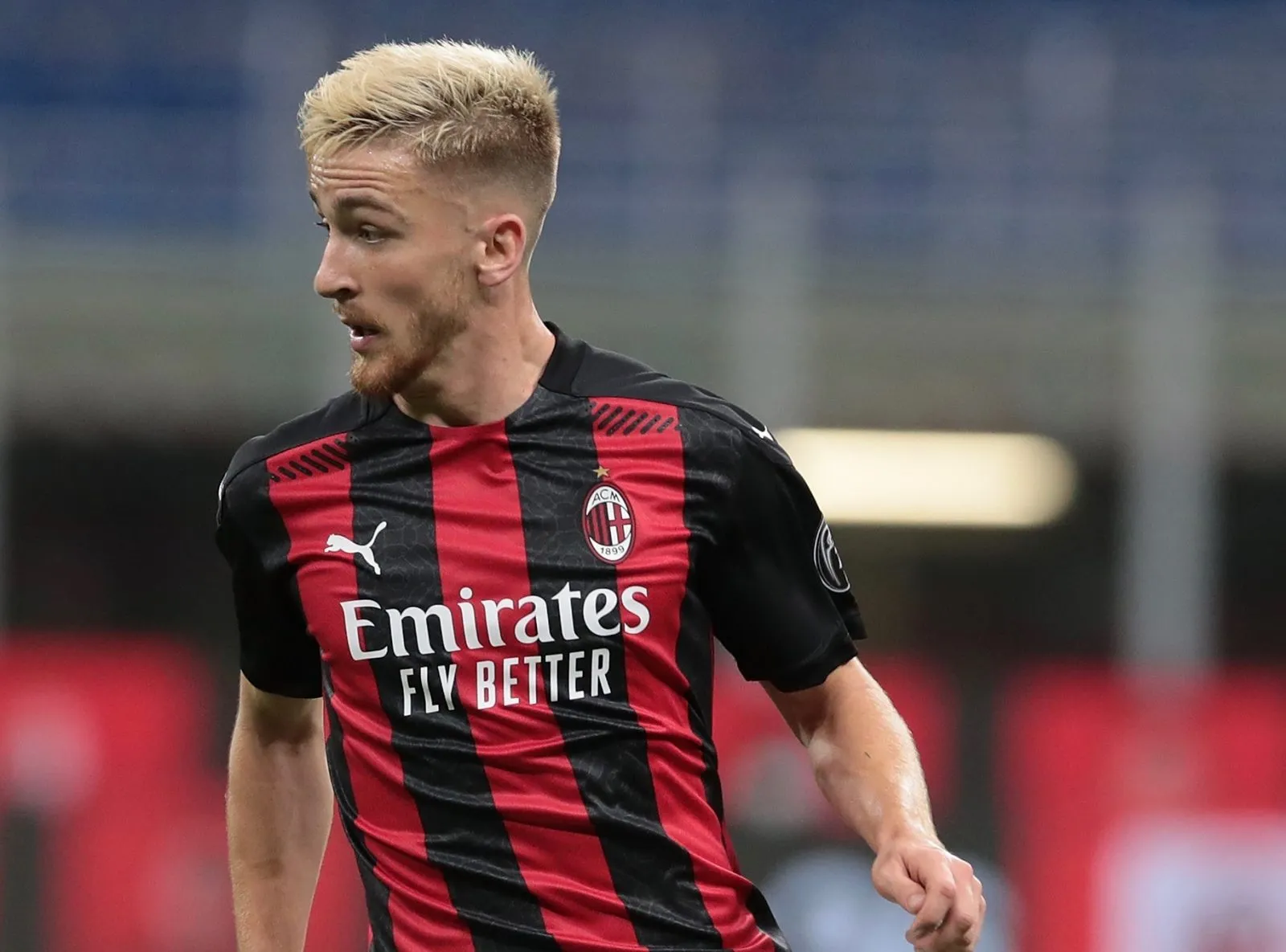 Calciomercato Milan, valigie pronte per Saelemaekers e Messias: come cambia la fascia