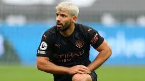 Calciomercato Juventus: sfida al PSG per Aguero