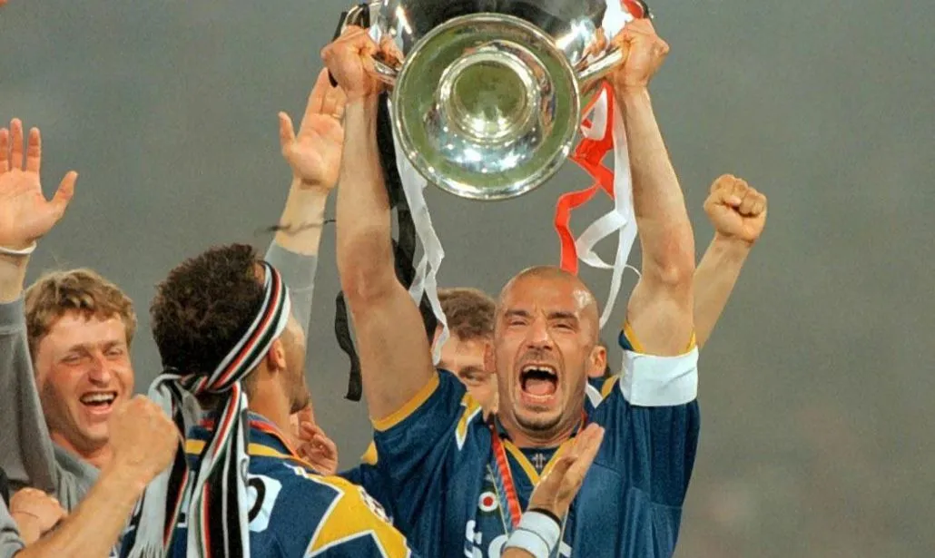 Vialli: «Sto bene! Spero vi sia presto un altro capitano bianconero ad alzare la Coppa...»
