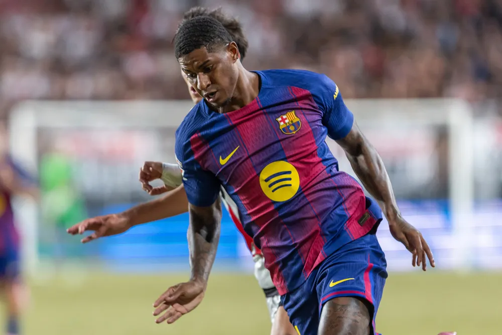Barcellona, Rashford pensa al Clasico: "Non vedo l'ora di giocare contro il Real: sono qui per questo"