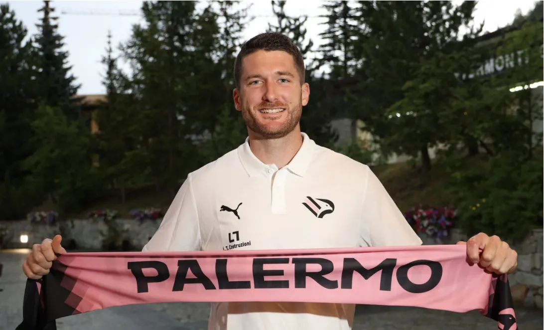 UFFICIALE Palermo, Thomas Henry è rosanero