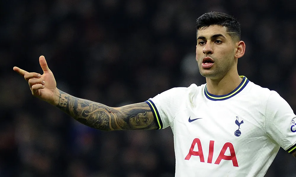 Tottenham, tegola Romero: stagione finita per il difensore