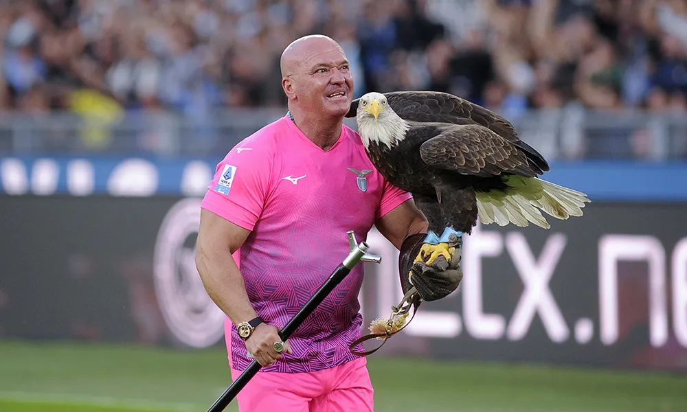 Lazio, sfrattato l'ex falconiere Juan Bernabé: il comunicato