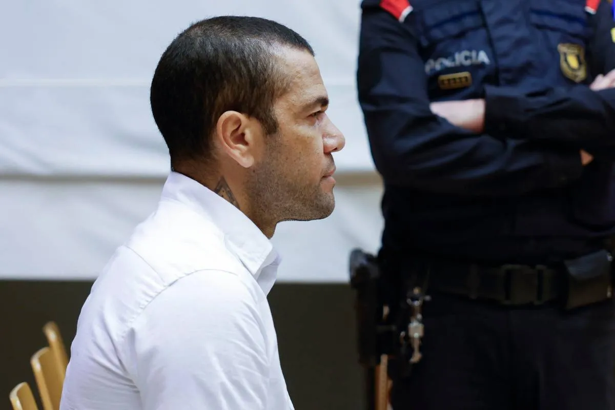 Ultim'ora Dani Alves, arriva la condanna: andrà in carcere