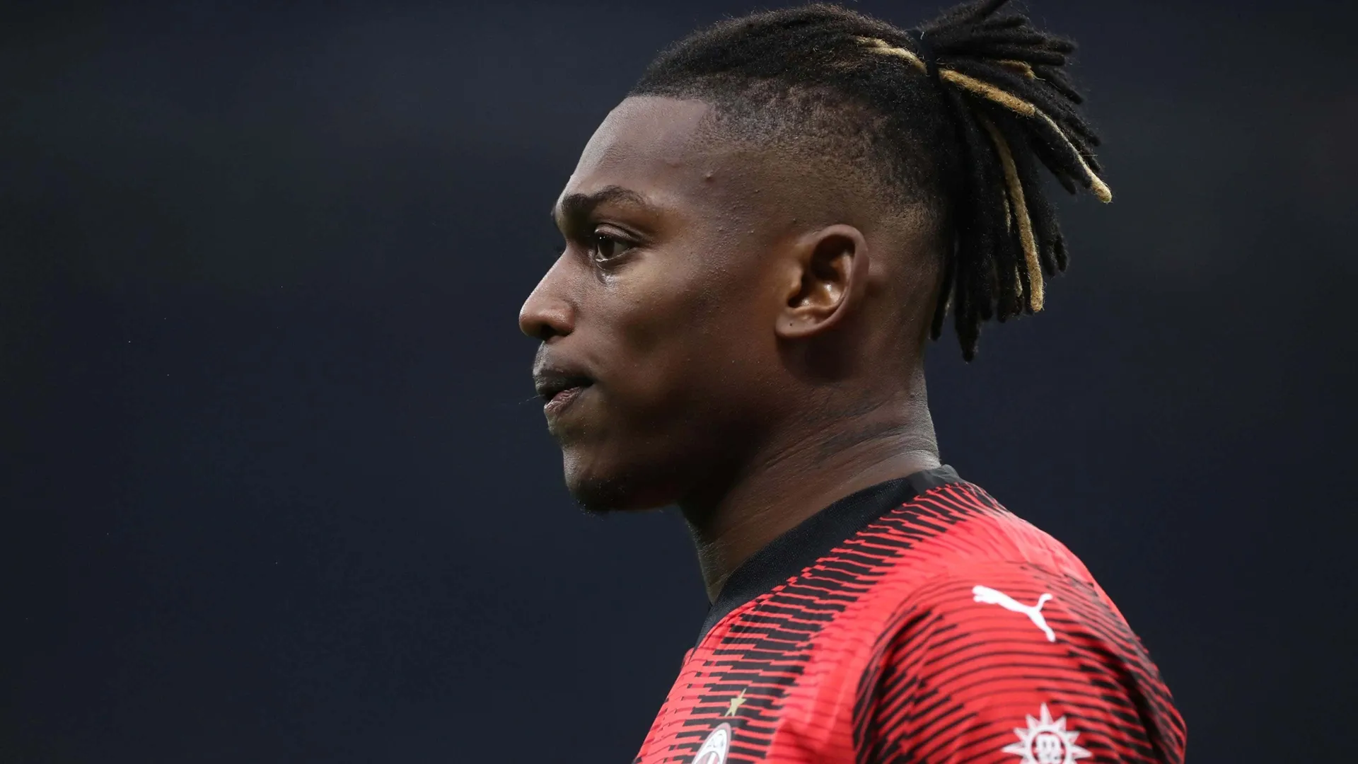 Milan, ora Leao è un caso: arrivano i fischi del San Siro