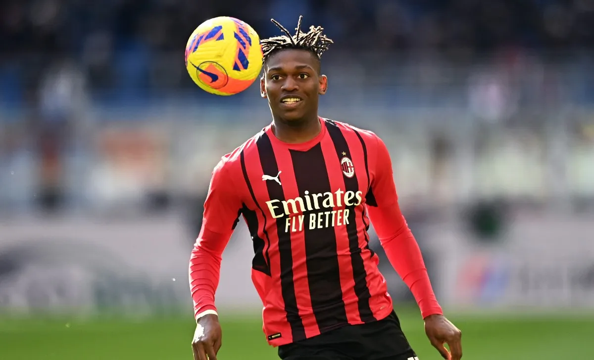 Milan, il Manchester City alza la posta per Leao: la risposta di Maldini