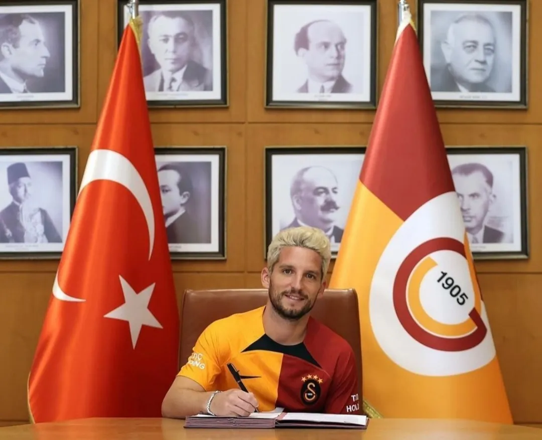 Ultim'ora Galatasaray, e' fatta per il rinnovo di Dries Mertens