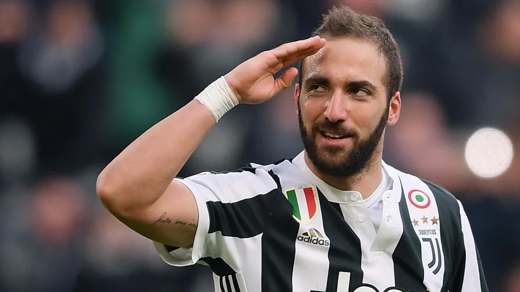 Juve-Milan primo contatto per Higuain