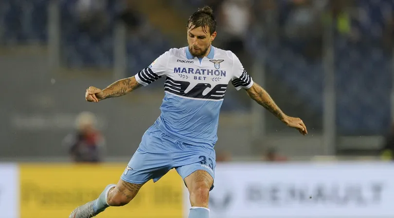 Un solo Centrale: Il dramma difensivo della Lazio