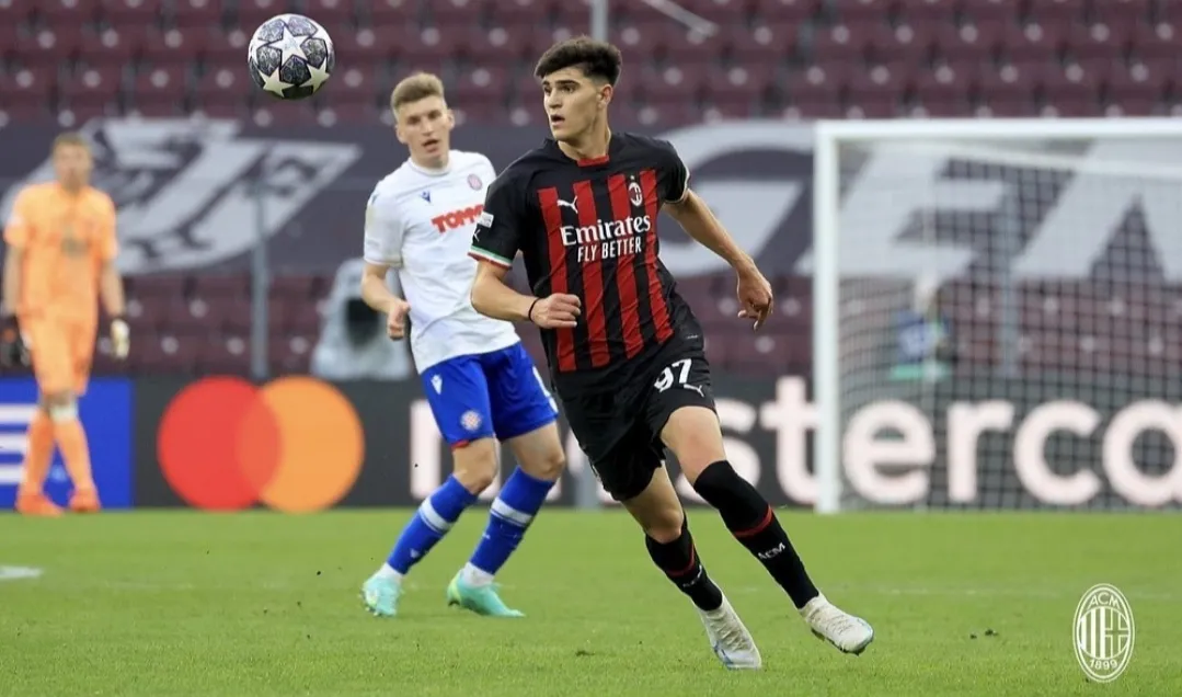 Milan, emozione Bartesaghi: "Quando Pioli mi ha chiamato ho sentito le gambe tremare"