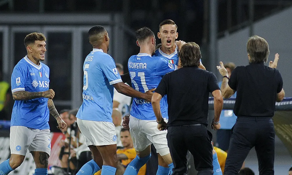 Serie A 2026: il Napoli sogna il bis, Inter e Milan inseguono