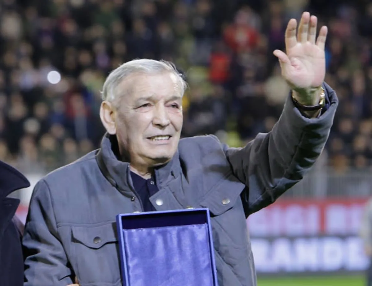 Gigi Riva, il Cagliari al gran completo alla camera ardente