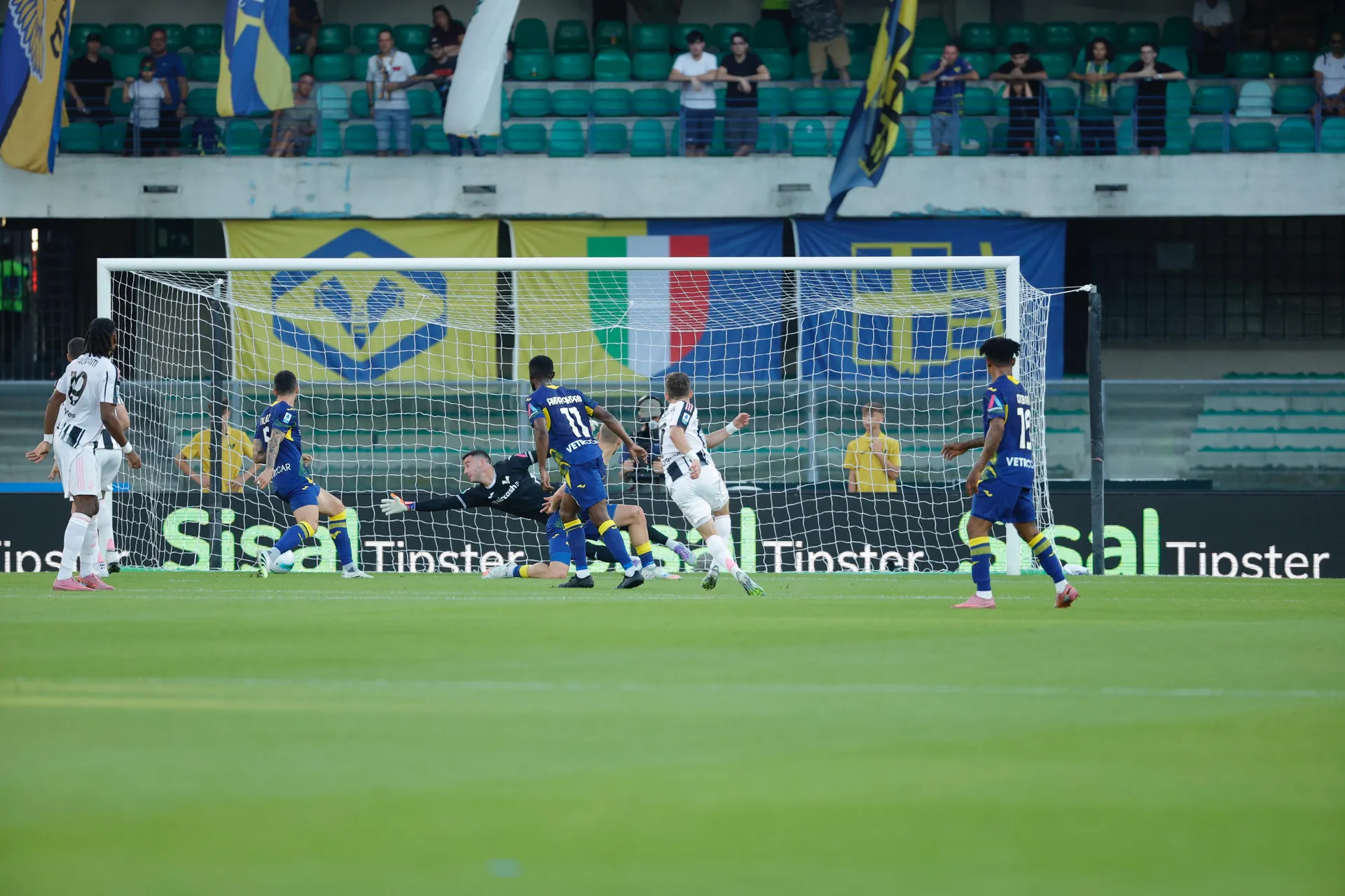 Hellas Verona, verso Lecce: la difesa ritrova il suo leader