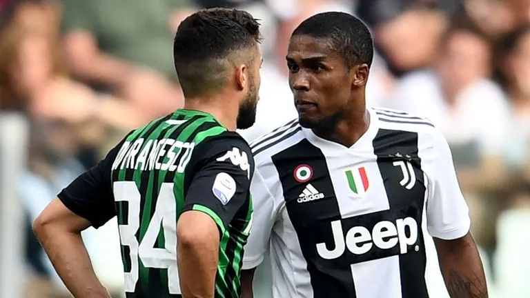 Juventus: Douglas costa squalificato per 4 turni