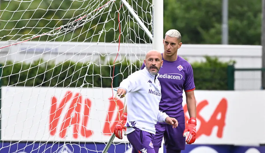 Fiorentina, Gollini si presenta: parole da leader